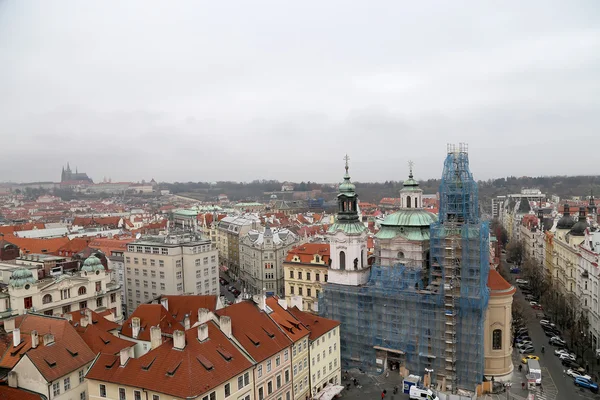 Varfuri acoperis Praga (cartierul Old Town), Republica Cehă — Fotografie, imagine de stoc