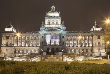 Wenceslas Square New Town, Prague, Çek Cumhuriyeti için gece görünümü