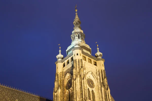 Veitsdom (römisch-katholische Kathedrale) auf der Prager Burg, Tschechische Republik — Stockfoto