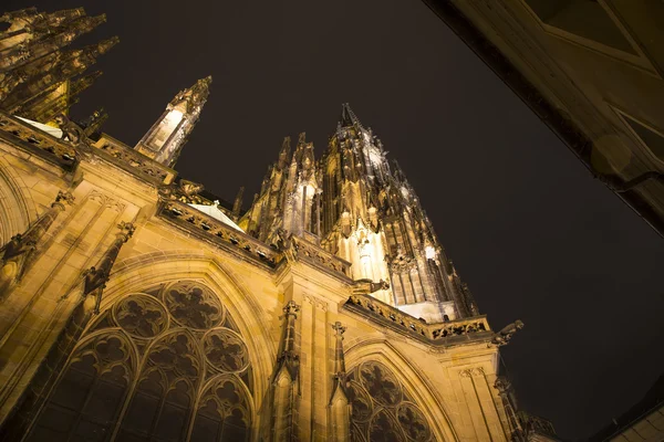 Catedral de São Vito (catedral católica romana) no Castelo de Praga, República Checa — Fotografia de Stock