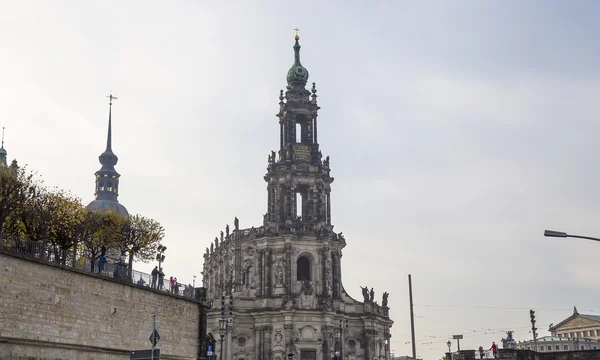 宫廷教堂或大教堂的圣三一-巴洛克式教堂在德累斯顿、 亚州、 德国 — 图库照片