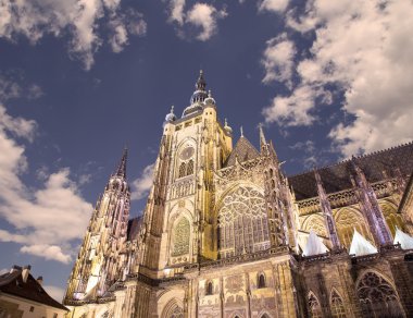 Çek Cumhuriyeti Prag Şatosu 'ndaki Aziz Vitus Katedrali (Roma Katolik Katedrali)  