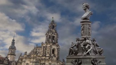 Brühl Teras ve Hofkirche veya Katedrali, kutsal üçlü - Dresden, Sachsen, Germany Barok kilise heykel 