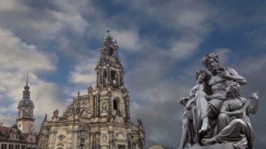 Brühl Teras ve Hofkirche veya Katedrali, kutsal üçlü - Dresden, Sachsen, Germany Barok kilise heykel 