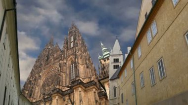 Çek Cumhuriyeti Prag Şatosu 'ndaki Aziz Vitus Katedrali (Roma Katolik Katedrali)  