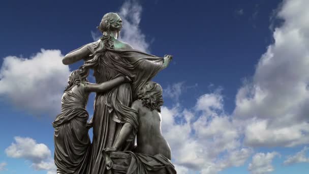 Escultura no Terraço Bruhl, um conjunto arquitetônico histórico em Dresden, Alemanha — Vídeo de Stock