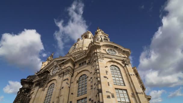 Lutheran Kilisesi Dresden, Almanya Dresden Frauenkirche (kelimenin tam anlamıyla kilise Our Lady) olduğunu — Stok video