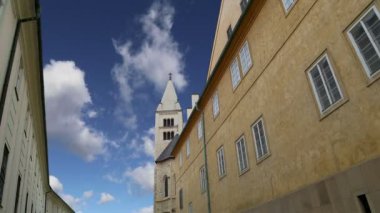 Çek Cumhuriyeti Prag Şatosu 'ndaki Aziz Vitus Katedrali (Roma Katolik Katedrali)  