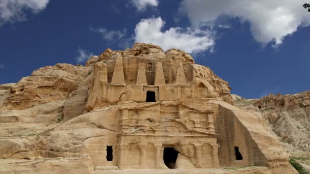 Petra, Jordanien, Mellanöstern--det är en symbol för Jordanien samt Jordaniens mest besökta turistattraktion. — Stockvideo