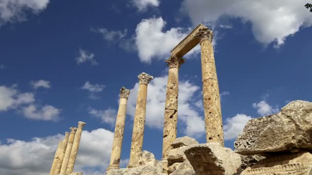 Ruine romane în orașul iordanian Jerash (Gerasa din Antichitate), capitala și cel mai mare oraș al Guvernoratului Jerash, Iordania — Videoclip de stoc