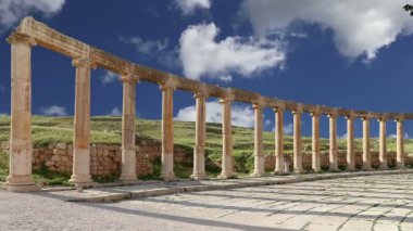 Forum (oval plaza) gerasa (jerash), jordan. Asimetrik bir plaza birinci yüzyılda inşa edilen Sütunlu Cadde başında bir forumdur