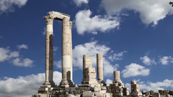 Monumenten van de stad van Amman--oude Romeinse citadel hill, Jordanië — Stockvideo