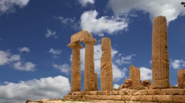 Juno (V-VI yüzyıl M.ö.) Antik Yunan tapınağı, tapınaklar, Agrigento, Sicilya Vadisi. Alan 1997 yılında Unesco mirası listesinde yer yapıldı.