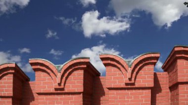 Rusya Moskova kremlin çevreleyen kremlin duvarı 