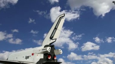 Buran uzay aracı -- Sovyet yörünge aracı (zaman aşımı) 