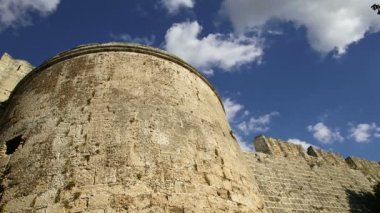 Rhodes Town, Yunanistan (zaman atlamalı Ortaçağ surları) 