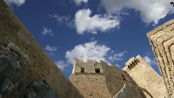 Akropolis van Lindos op Rhodos oude archeologische site, Griekenland — Stockvideo