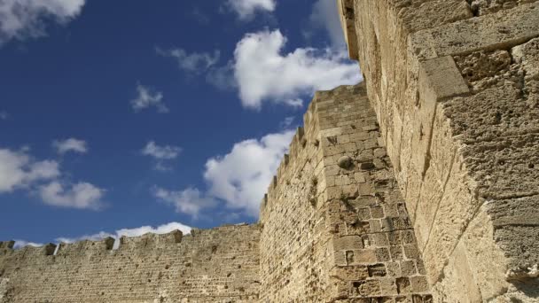 Middeleeuwse stadsmuren in Rhodos, Griekenland (time-lapse) — Stockvideo