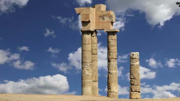 Templo de Apolo en la Acrópolis de Rodas, Grecia — Vídeo de stock