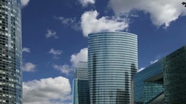 La defense, ticari ve iş merkezi paris, Fransa