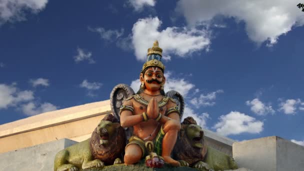 Traditioneller hinduistischer Tempel, Südindien, Kerala — Stockvideo