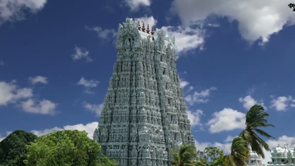 Templo de Suchindram dedicado a los dioses Shiva, Vishnu y Brahma, protegido por la UNESCO. Kanniyakumari, Tamil Nadu, India del Sur — Vídeos de Stock