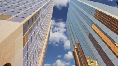 Modern gökdelenler, sheikh zayed road, dubai, Birleşik Arap Emirlikleri. Dubai dünyanın en hızlı büyüyen şehri olduğunu   