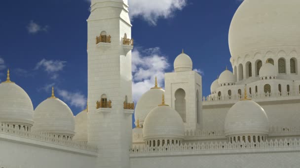 在阿联酋阿布扎比谢赫 · 扎耶德白色清真寺 — 图库视频影像