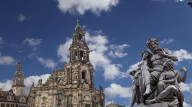 Brühl Teras ve Hofkirche veya Katedrali, kutsal üçlü - Dresden, Sachsen, Germany Barok kilise heykel