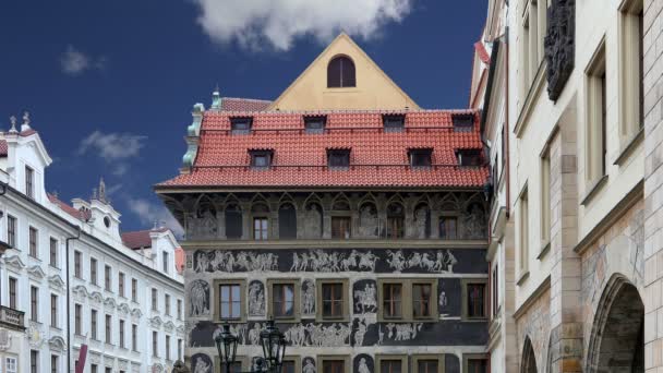 Alte Stadthäuser in Prag, Tschechische Republik — Stockvideo