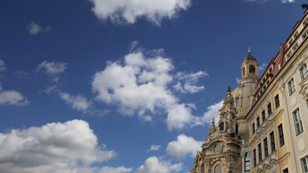 Dresde Frauenkirche (literalmente Iglesia de Nuestra Señora) es una iglesia luterana en Dresde, Alemania. — Vídeo de stock