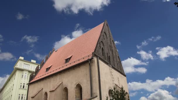 在犹太季度的 （天），捷克布拉格犹太教堂 — 图库视频影像
