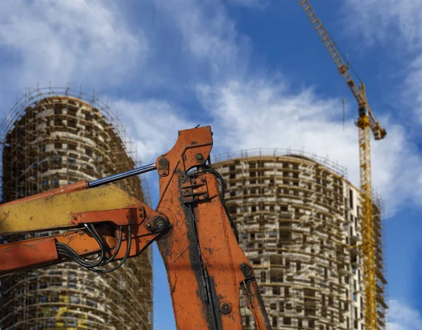 Teil Einer Baumaschine Bagger Oder Kran Mit Bau Befindlichem Mehrstöckigen — Stockfoto