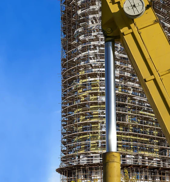 Part Construction Machine Excavator Crane Multi Storey Building Construction Scaffolding — Stock Photo, Image