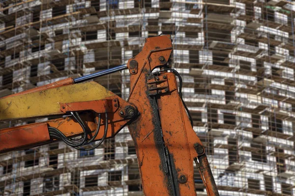 Teil Einer Baumaschine Bagger Oder Kran Mit Bau Befindlichem Mehrstöckigen — Stockfoto