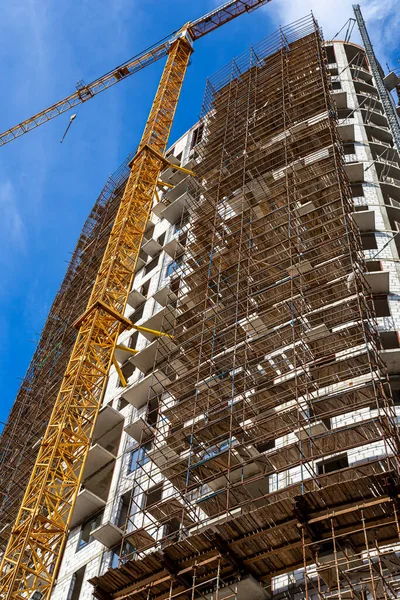 Vícepodlažní Budova Výstavbě Lešením Nový Rezidenční Komplex Moskva Rusko — Stock fotografie
