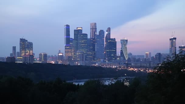 Zicht Stad Het Complex Van Wolkenkrabbers Moskou Stad Van Sparrow — Stockvideo
