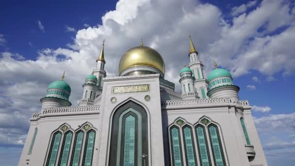 Catedral Moscou Mesquita Contra Nuvens Movimento Rússia Principal Mesquita Moscou — Vídeo de Stock