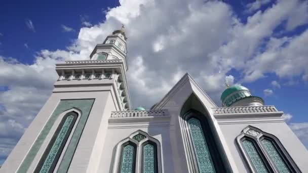 Moscú Mezquita Catedral Contra Las Nubes Movimiento Rusia Mezquita Principal — Vídeo de stock