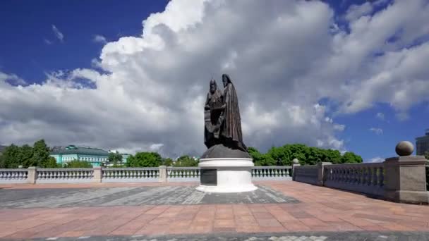 Moscú Rusia Julio 2020 Monumentos Del Complejo Escultórico Patriarcas Moscú — Vídeo de stock