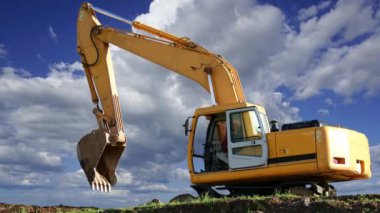 Hareket eden bulutlara karşı kazıcı mekanizması 