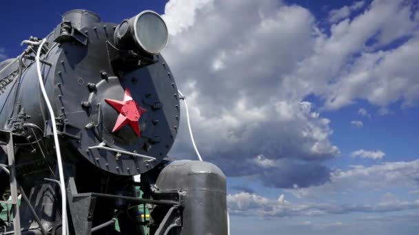 Antica Locomotiva Vapore Contro Nuvole Movimento Mosca Russia — Video Stock