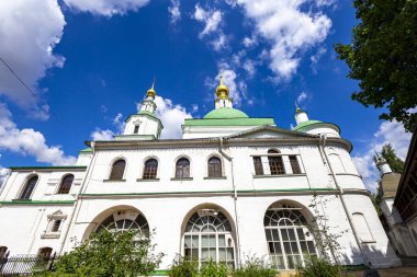 Danilov Manastırı (ayrıca Svyato-Danilov Manastırı veya Kutsal Danilov Manastırı) 13. yüzyılın sonlarında kurulmuştur. Moskova, Rusya