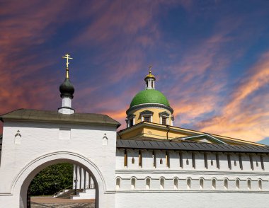 Danilov Manastırı (ayrıca Svyato-Danilov Manastırı veya Kutsal Danilov Manastırı) 13. yüzyılın sonlarında kurulmuştur. Moskova, Rusya