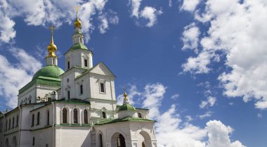 Danilov Manastırı (ayrıca Svyato-Danilov Manastırı veya Kutsal Danilov Manastırı) 13. yüzyılın sonlarında kurulmuştur. Moskova, Rusya