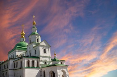 Danilov Manastırı (ayrıca Svyato-Danilov Manastırı veya Kutsal Danilov Manastırı) 13. yüzyılın sonlarında kurulmuştur. Moskova, Rusya