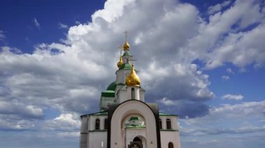 Danilov Manastırı (ayrıca Svyato-Danilov Manastırı veya Kutsal Danilov Manastırı) 13. yüzyılın sonlarında kurulmuştur. Moskova, Rusya