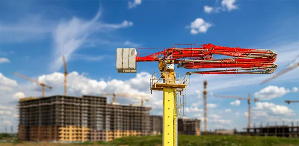 Construcción Bomba Hormigón Camión Bomba Sitio Construcción Fondo Imagen Industrial — Foto de Stock