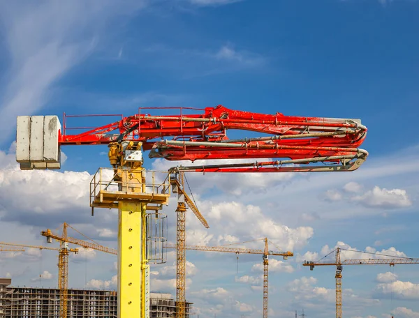 Baubetonpumpe Pumpwagen Auf Der Hintergrundbaustelle Industriebild Moskau Russland — Stockfoto