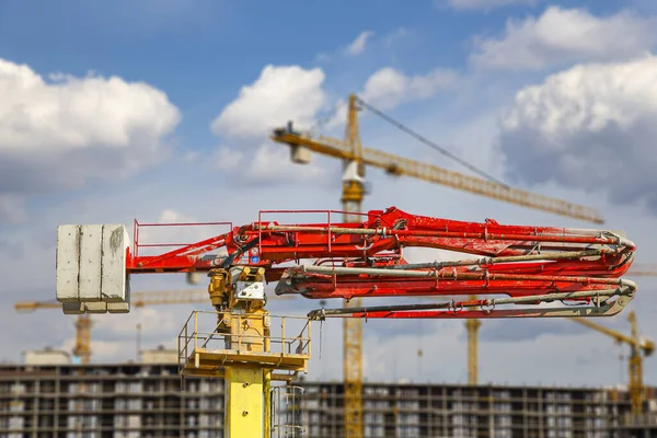 Costruzione Pompa Calcestruzzo Camion Pompa Sul Cantiere Sfondo Immagine Industriale — Foto Stock